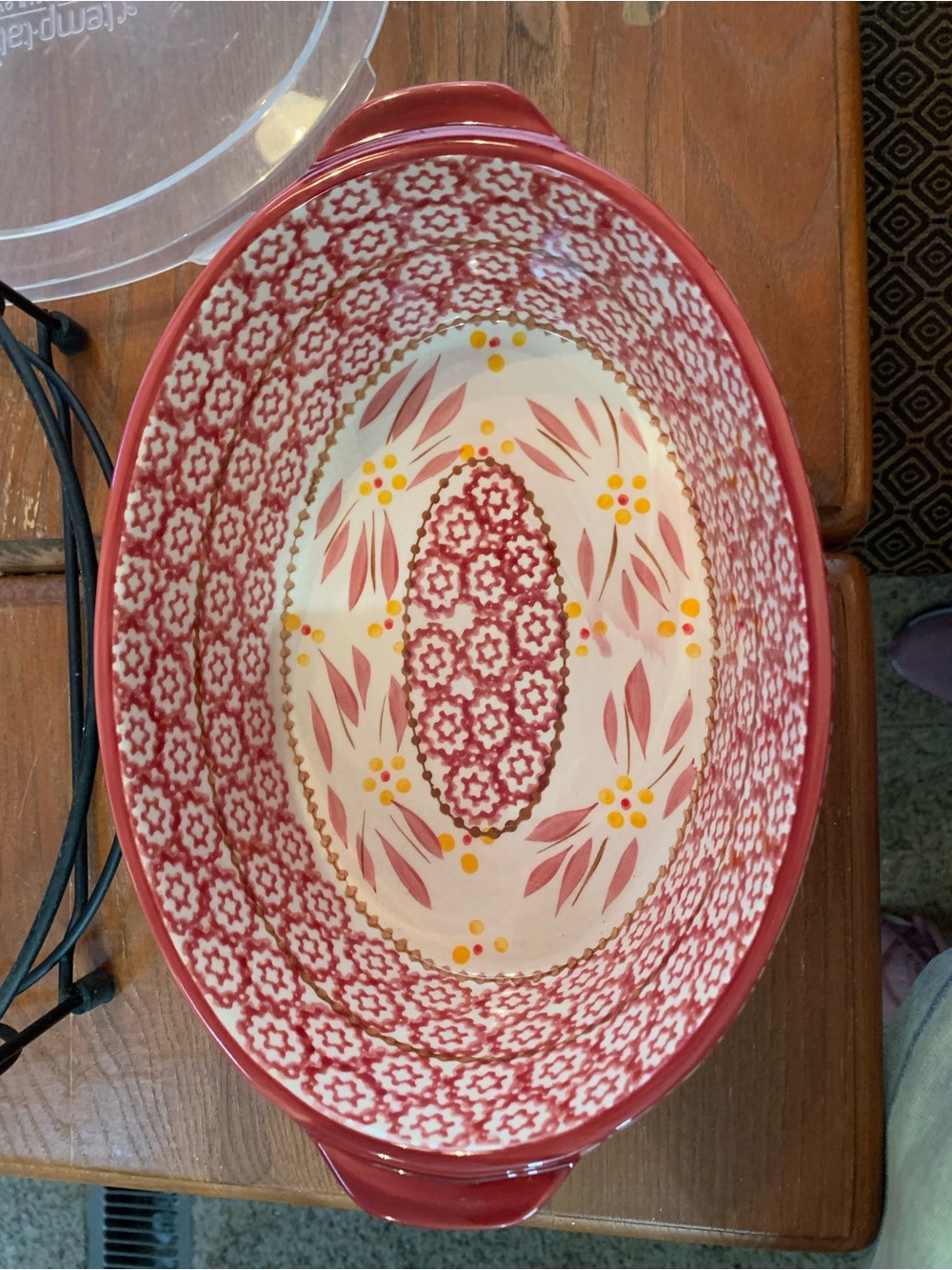 Temp-tations By Tara Old World Cranberry 2 Quart Casserole Dish Basket Tray Lid - Picture 2 of 10